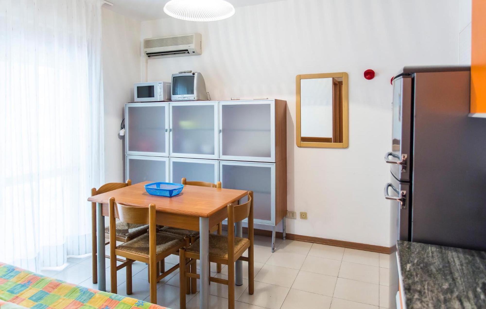 1 Bedroom Awesome Apartment In Bibione Exterior photo